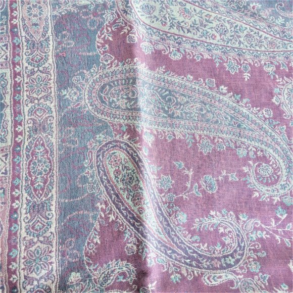 Large Oversize Wrap Around Light Pink Woolen Shawl - Picture 6 of 9